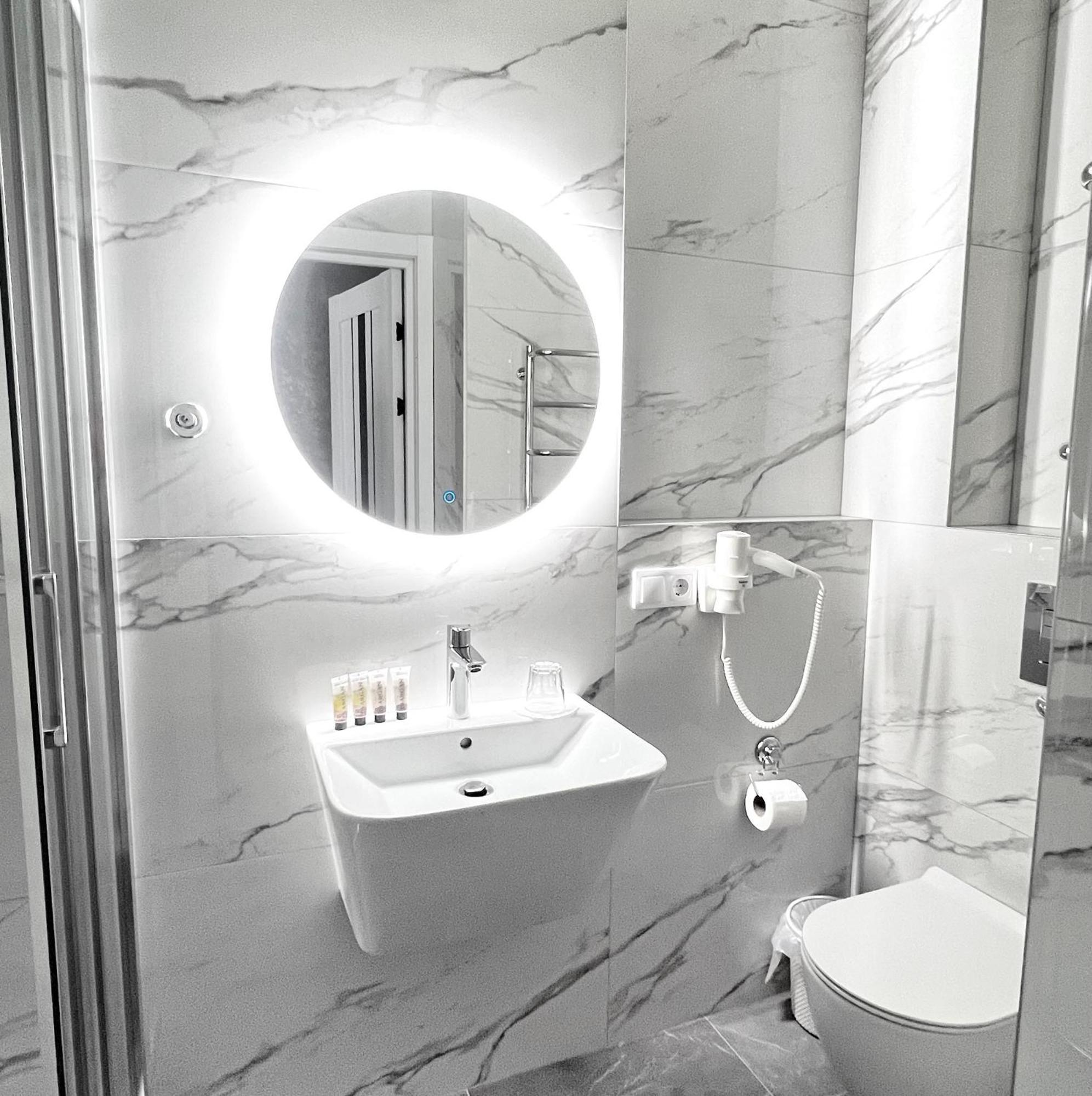 Vem Apartment Калипсо Odessa Exteriör bild